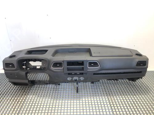 dashboard-renault-master-iii-van-fv-2010-39328883 main image