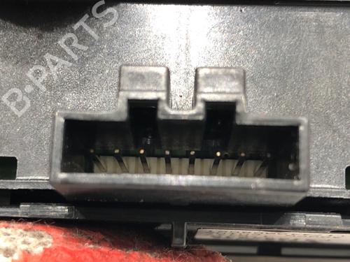 Switch VOLVO XC60 II (246) D4 AWD | BP39282378I30 - Image 4