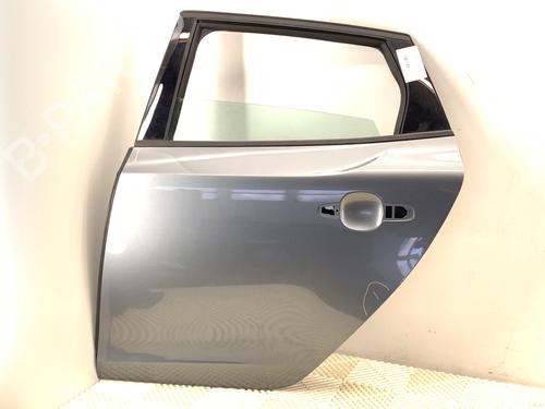 left-rear-door-volvo-v40-hatchback-525-2012-2013-2014-2015-2016-2017-2018-2019-39286402 main image