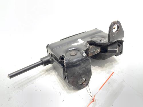 hood-lock-mercedes-benz-c-class-w204-2007-2008-2009-2010-2011-2012-2013-2014-2015-39291324 main image