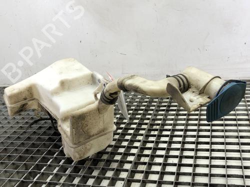 windscreen-washer-tank-vw-passat-b7-a32-a33-2011-2012-2013-2014-2015-2016-2017-2018-2019-2020-39311307 main image
