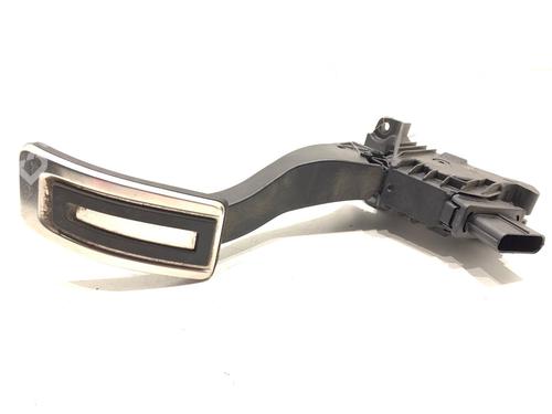 pedal-seat-leon-st-5f8-2012-2013-2014-2015-2016-2017-2018-2019-2020-39301253 main image