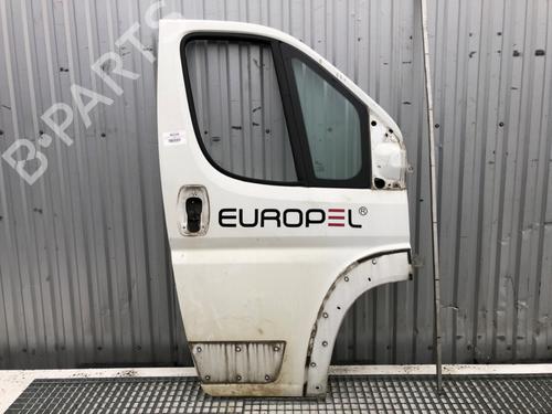 dr-hjre-fortil-peugeot-boxer-bus-2005-39329246 main image