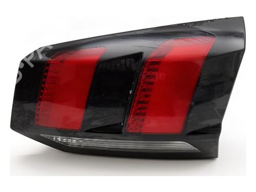 Used Right taillight Right taillight PEUGEOT 5008 II (MC_, MJ_, MR_, M4_) 2.0 BlueHDi 180 (MJAHWW) (181 hp) 39377101 39377101