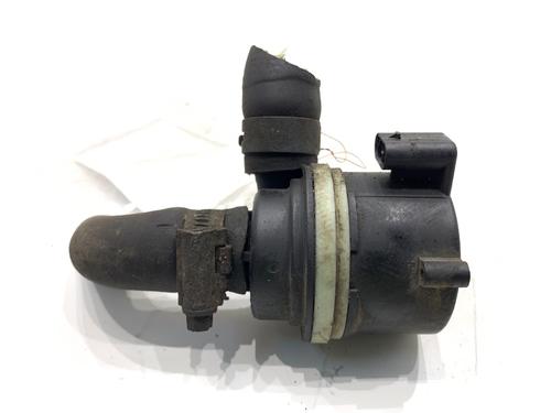 Used Auxiliary water pump Auxiliary water pump VW POLO V (6R1, 6C1) 1.6 TDI (90 hp) 39299991 39299991