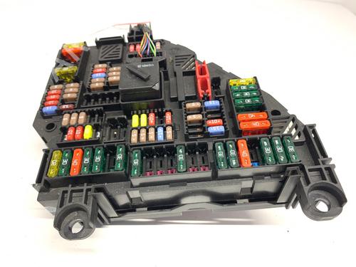 Used Fuse box Fuse box 39292945 39292945