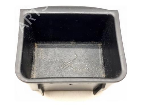 Used Ashtray Ashtray ALFA ROMEO 159 (939_) 1.9 JTDM 16V (939AXC1B, 939AXC12) (150 hp) 40489521 40489521