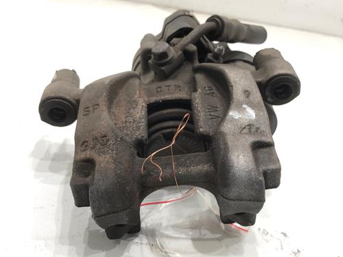 venstre-bremsekaliber-bag-vw-passat-b8-variant-3g5-cb5-2014-39296847 main image