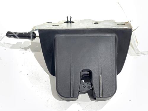tailgate-lock-audi-a4-b9-avant-8w5-8wd-2015-39305734 main image