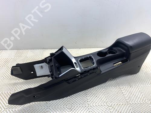 middle-console-kia-ceed-sportswagon-jd-2012-2013-2014-2015-2016-2017-2018-39331213 main image