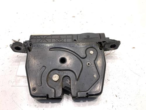 tailgate-lock-bmw-5-f10-2009-2010-2011-2012-2013-2014-2015-2016-39325776 main image