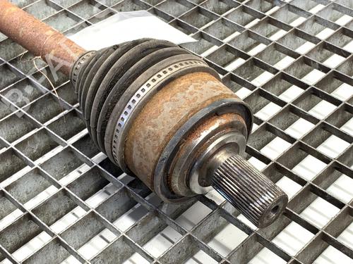 Left front driveshaft VOLVO V60 II (225) D4 | BP39363523M38 - Image 3
