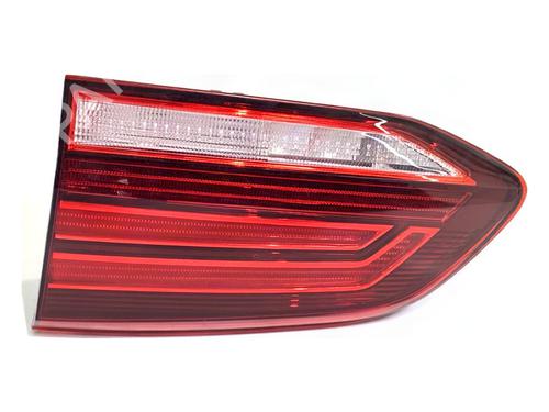 right-taillight-vw-golf-vii-variant-ba5-bv5-2013-2014-2015-2016-2017-2018-2019-2020-2021-2022-39365359 main image