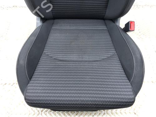 Sæde højre fortil KIA XCEED (CD) 1.5 T-GDI | BP39317109C16 - Image 2
