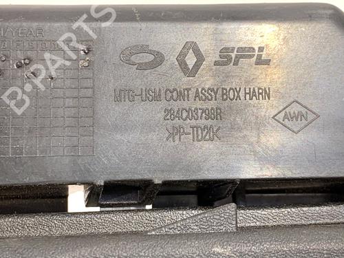 Fuse box RENAULT ARKANA I (LCM_, LDN_) 1.5 E-TECH 145 | BP39642928E1 - Image 5
