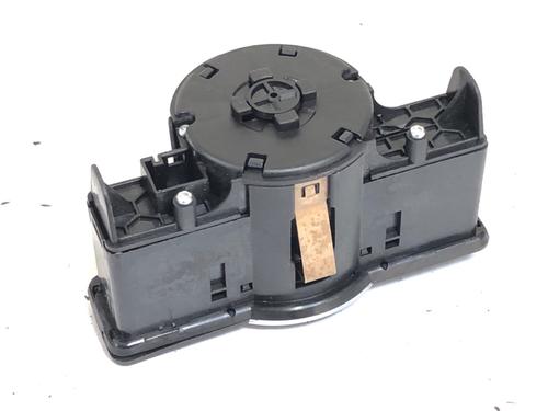 Headlight switch MERCEDES-BENZ E-CLASS T-Model (S212) E 200 CDI / BlueTEC (212.205, 212.206) | BP39295334I24 - Image 3