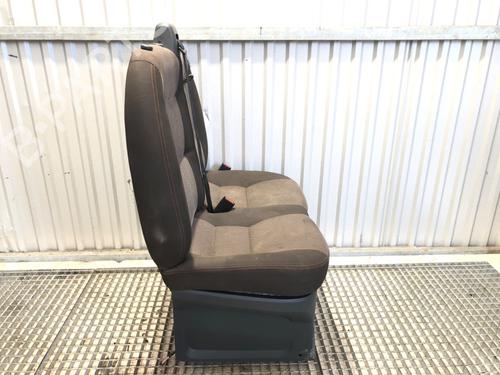 Right front seat PEUGEOT BOXER Bus 2.0 BlueHDi 130 | BP39359201C16 - Image 4