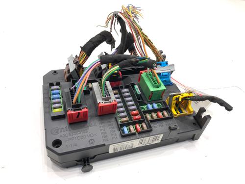 Used Fuse box Fuse box 39349947 39349947