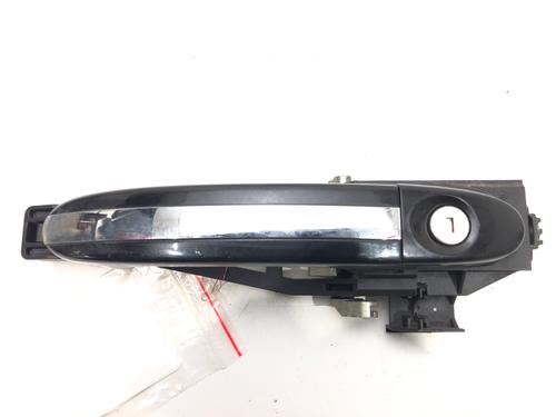 Used Front left exterior door handle Front left exterior door handle 39274391 39274391