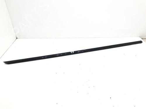 Used Door moulding trim Door moulding trim 39281832 39281832