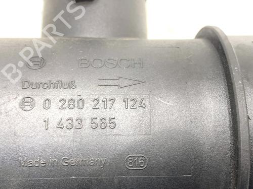 Mass air flow sensor BMW 3 Touring (E46) 318 i | BP39328273M95 - Image 4