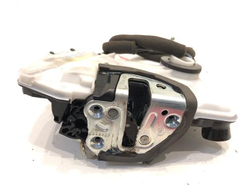 front-right-lock-toyota-camry-_v7_-_va7_-_vh7_-2017-39341788 main image