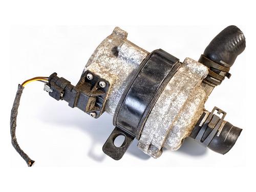 Used Auxiliary water pump Auxiliary water pump 39365896 39365896