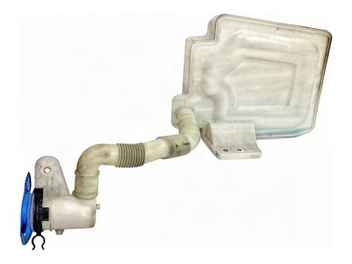 Used Windscreen washer tank Windscreen washer tank 39373701 39373701