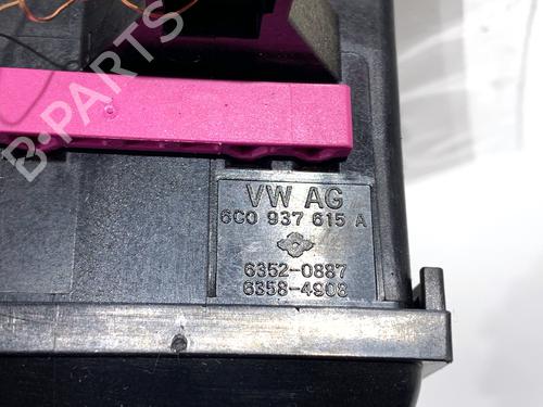 Fuse box SEAT TOLEDO IV (KG3) 1.2 TSI | BP39310261E1 - Image 4