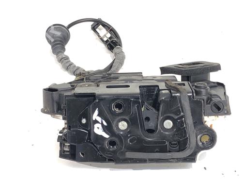 rear-right-lock-vw-golf-vii-variant-ba5-bv5-2013-2014-2015-2016-2017-2018-2019-2020-2021-2022-39296940 main image
