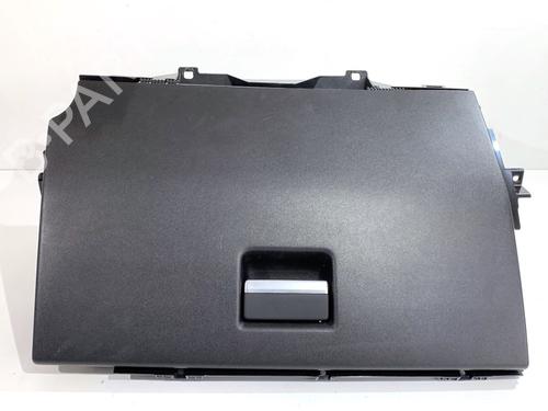 glove-box-jaguar-e-pace-x540-2017-39324500 main image