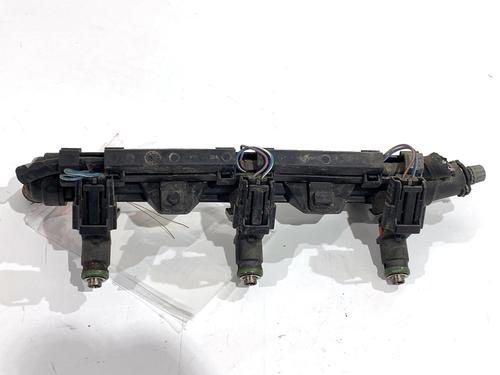 Used Injection rail Injection rail 39331239 39331239