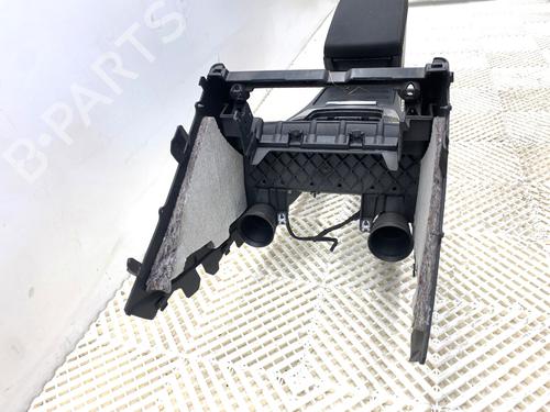 Middle console VW PASSAT B6 (3C2) 2.0 TDI | BP39304882I22 - Image 5