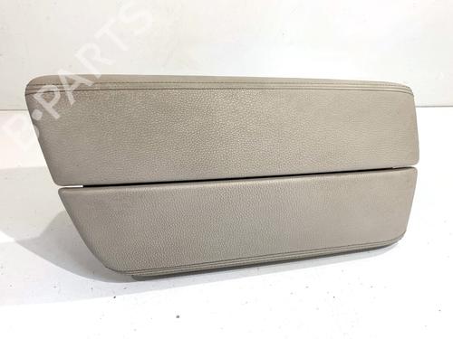 Used Armrest / Center console Armrest / Center console 39343435 39343435