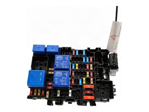 Used Fuse box Fuse box 39375668 39375668