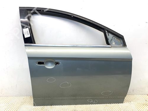 Used Right front door Right front door 39297831 39297831