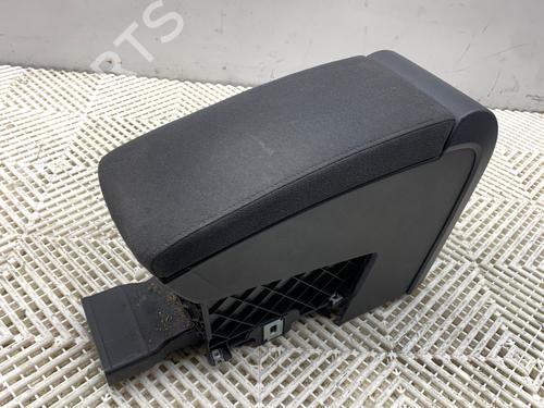 armrest-center-console-vw-passat-b6-variant-3c5-2005-2006-2007-2008-2009-2010-2011-39306607 main image