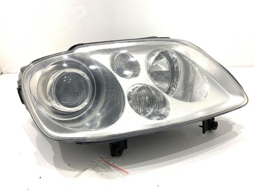 Used Right headlight Right headlight VW TOURAN (1T1, 1T2) 2.0 TDI (170 hp) 39290292 39290292
