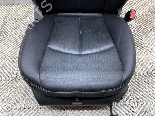 Right front seat MERCEDES-BENZ E-CLASS T-Model (S211) E 320 T CDI (211.226) | BP39300858C16 - Image 3