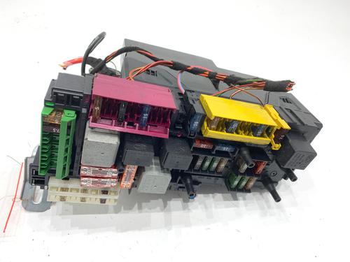 Used Fuse box Fuse box 39295765 39295765
