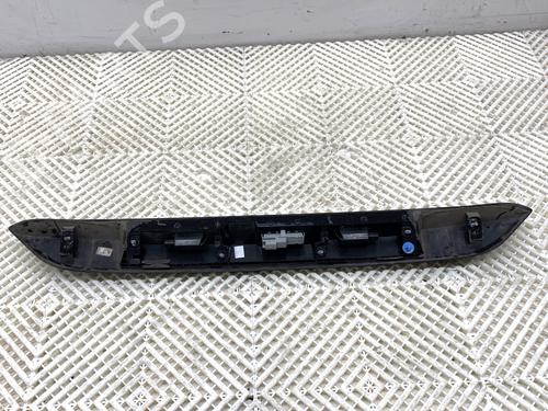 Pynteliste til bagklap DACIA DUSTER (HM_) 1.3 TCe 130 (HMMF) | BP39331539C151 - Image 3