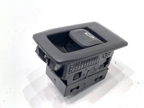 Switch BMW 3 Touring (G21, G81) 330 i | BP39289745I30 - Image 2