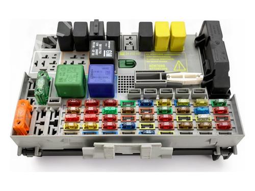 Used Fuse box Fuse box OPEL ZAFIRA A MPV (T98) 1.8 16V (F75) (125 hp) 40521763 40521763