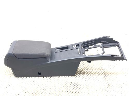 midtkonsoll-vw-passat-b8-variant-3g5-cb5-2014-39294649 main image