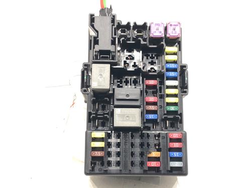 fuse-box-opel-corsa-e-x15-2014-39276046 main image