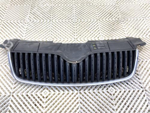 grille-skoda-roomster-5j7-2006-2007-2008-2009-2010-2011-2012-2013-2014-2015-39314332 main image