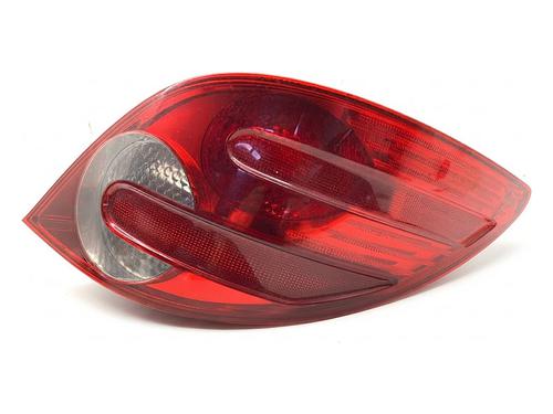 right-taillight-mercedes-benz-r-class-w251-v251-2005-2006-2007-2008-2009-2010-2011-2012-2013-2014-2015-2016-2017-39352649 main image