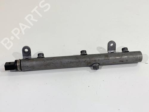 Used Injection rail Injection rail 39322564 39322564