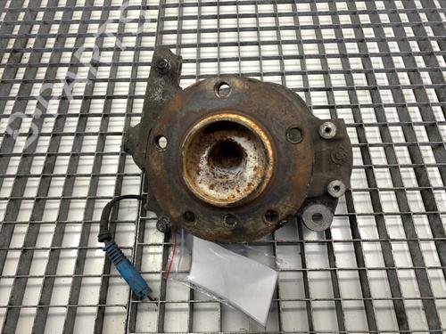 left-front-steering-knuckle-bmw-5-touring-e61-2004-2005-2006-2007-2008-2009-2010-39330337 main image