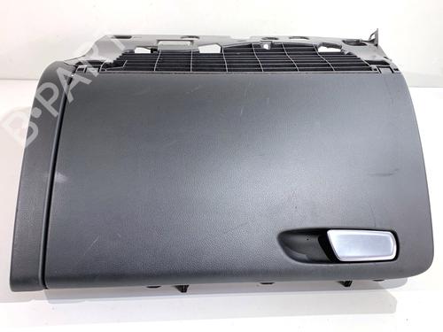 Used Glove box Glove box 39334622 39334622